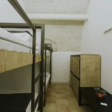 بيت شباب Ostello Dei Sassi Backpackers *