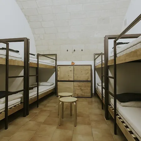 بيت شباب Ostello Dei Sassi Backpackers ماتيرا