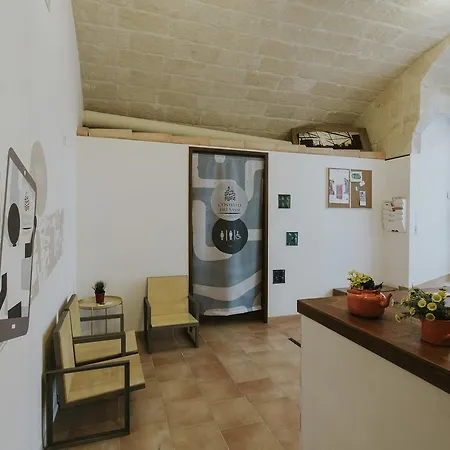 Ostello Dei Sassi Backpackers ماتيرا