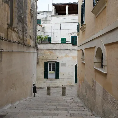 Ostello Dei Sassi Backpackers بيت شباب *